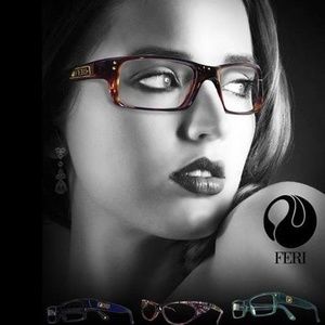 Meet your Posher, Luz